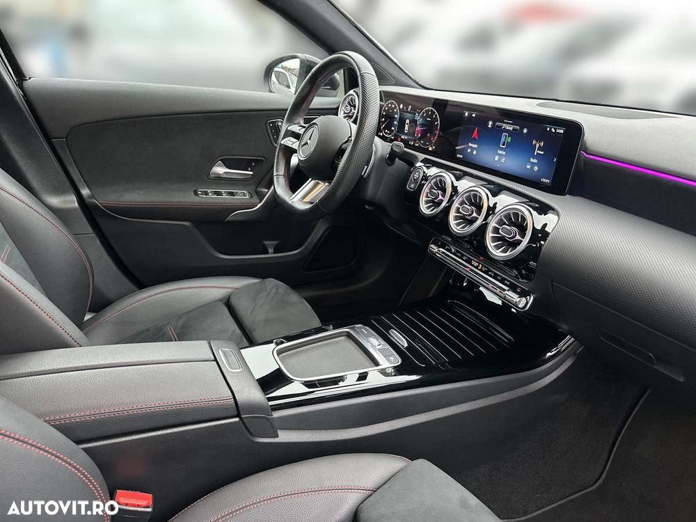 Mercedes-Benz A 220 4Matic Aut. - 13