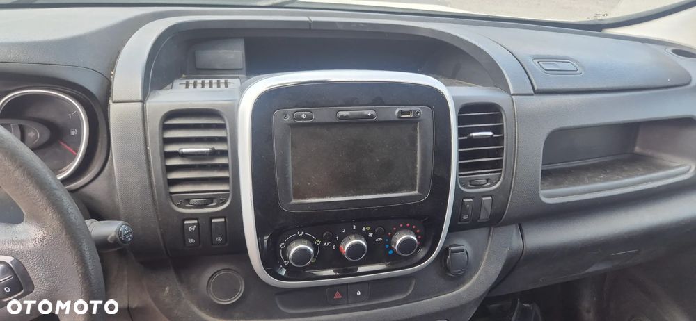 Renault TRAFIC - 21
