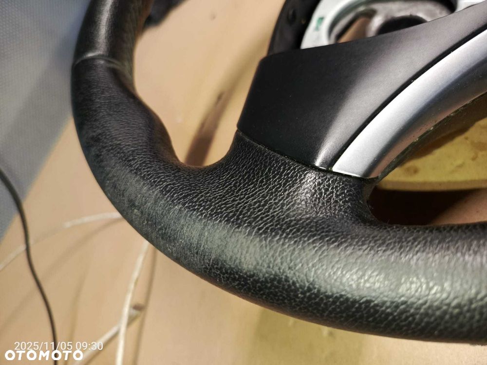 Kierownica BMW E90,E91,E92,E93 – bardzo dobry stan - 7