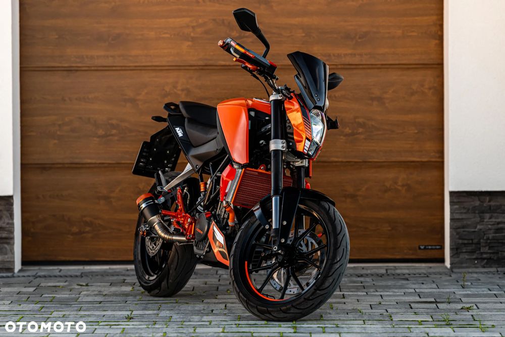 KTM Duke 125