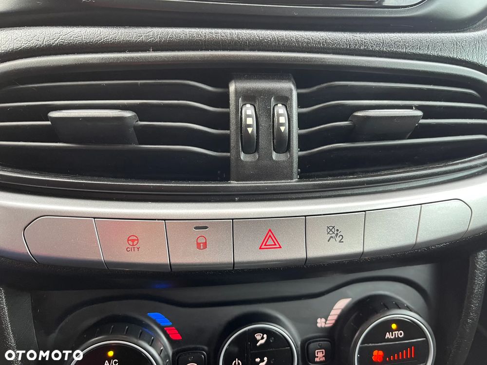 Fiat Tipo 1.4 16v Lounge - 31