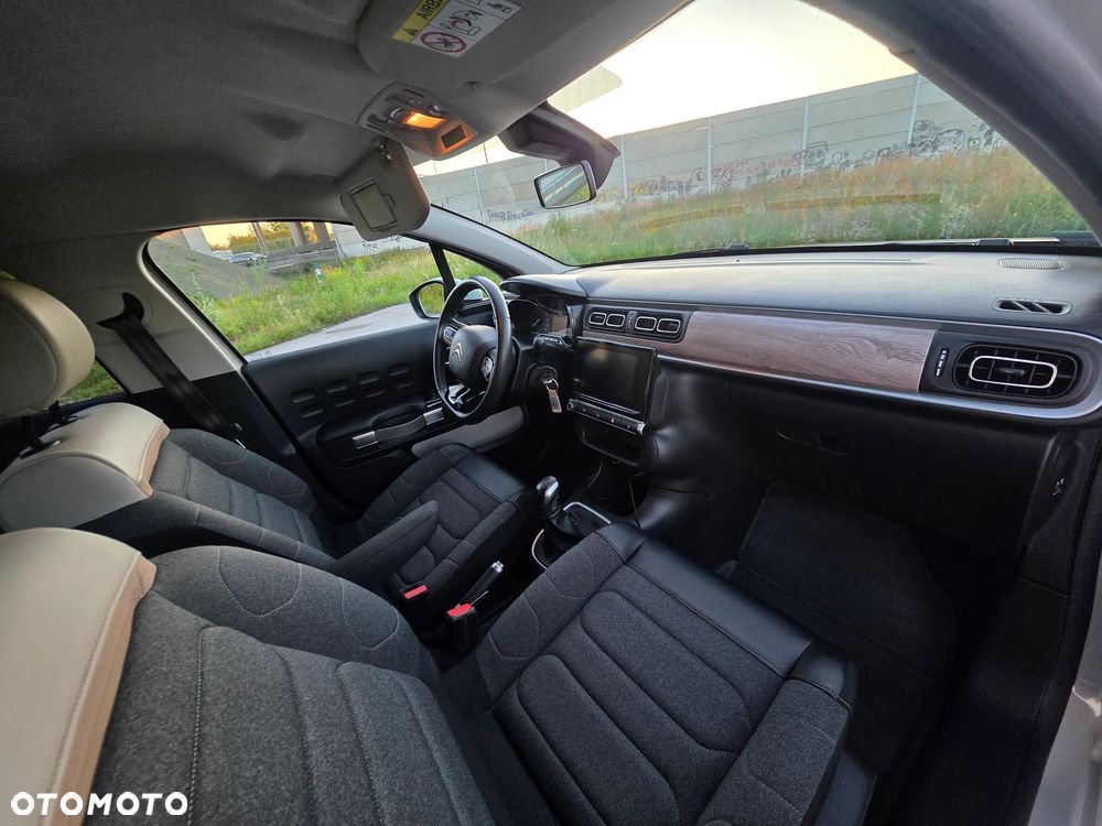 Citroën C3 1.2 PureTech Shine - 10