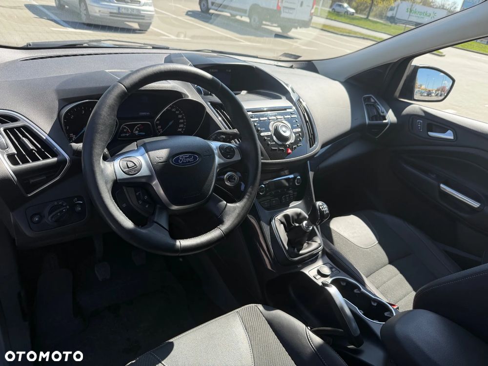 Ford Kuga - 7