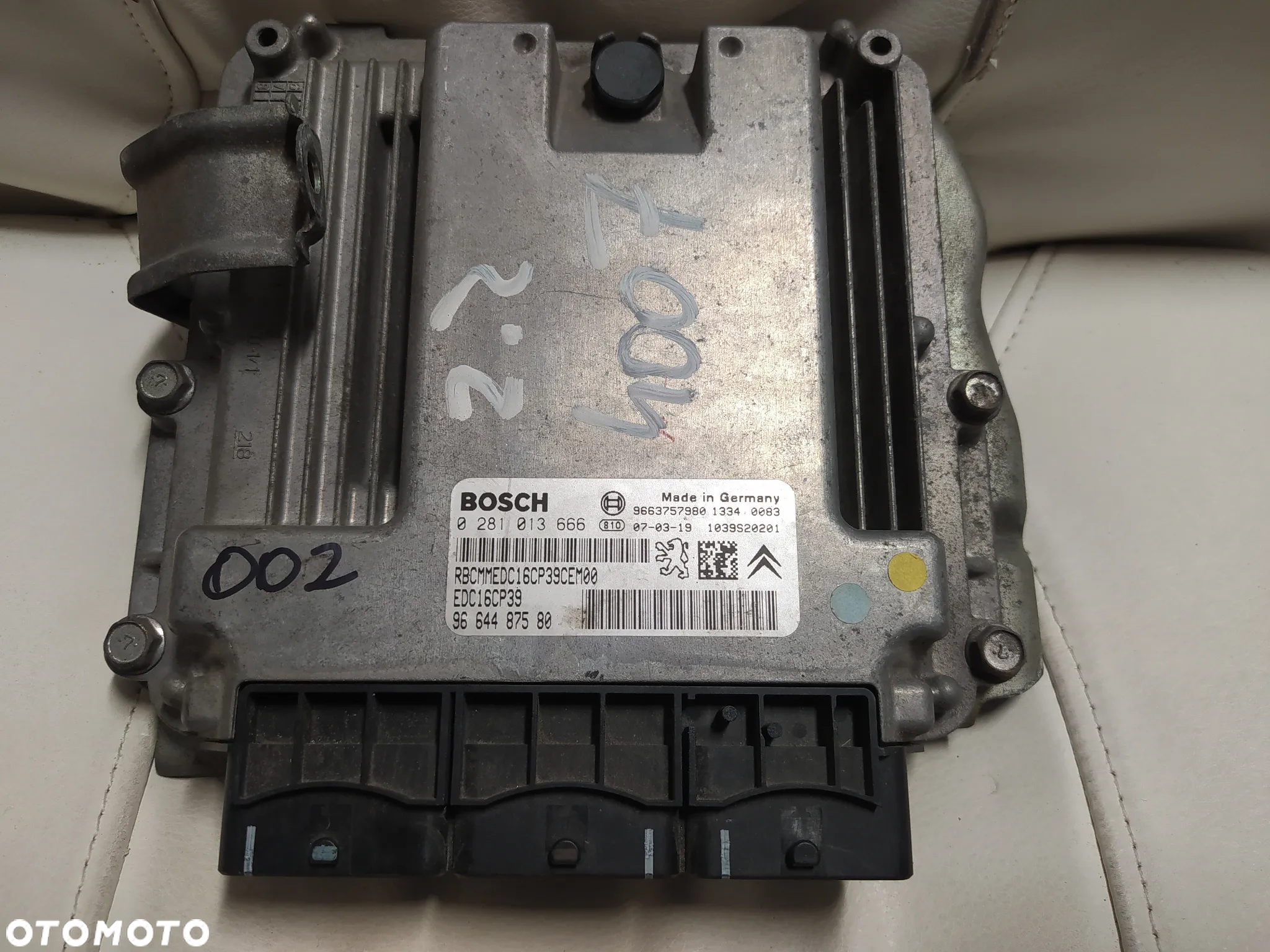 KOMPUTER STEROWNIK SILNIKA ECU PEUGEOT 4007 2.2 HDI CITROEN 0281013666 9664487580 - 2