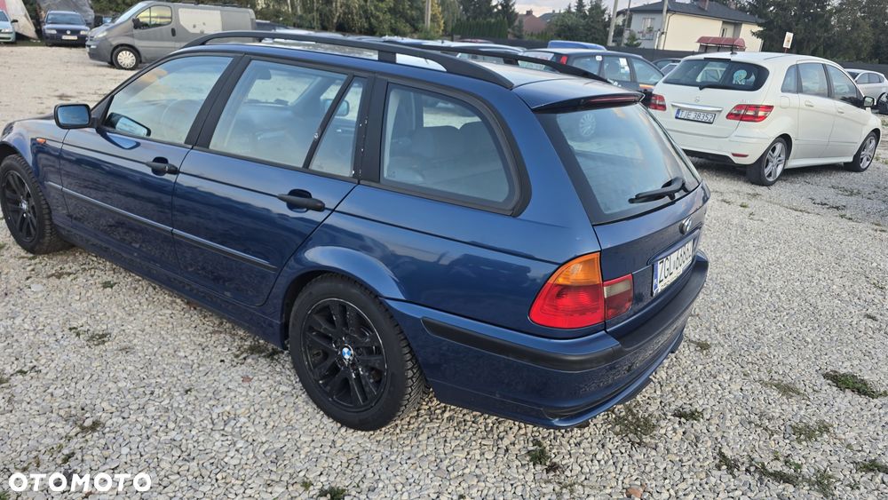 BMW Seria 3 320d - 12