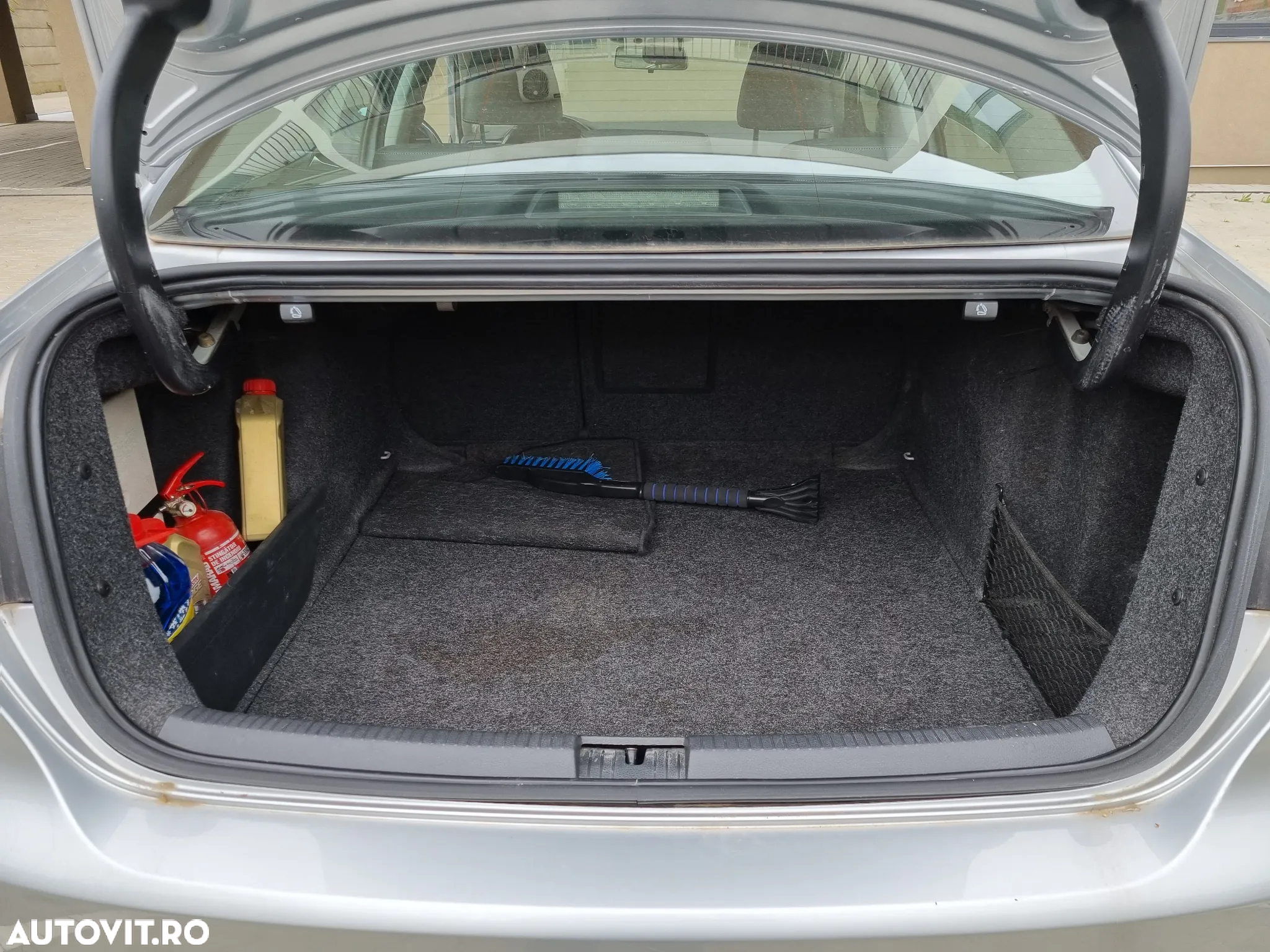 Volkswagen Jetta 2.0 TDI CR DPF DSG Highline - 7