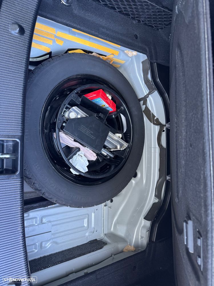 Mercedes-Benz E 350 CDi Avantgarde BlueEfficiency Auto - 34