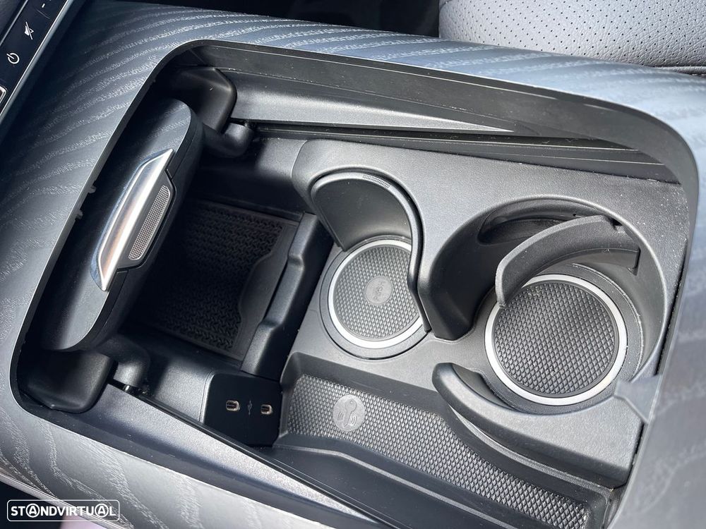 Mercedes-Benz E 220 d 9G-TRONIC Edition AVANTGARDE - 22