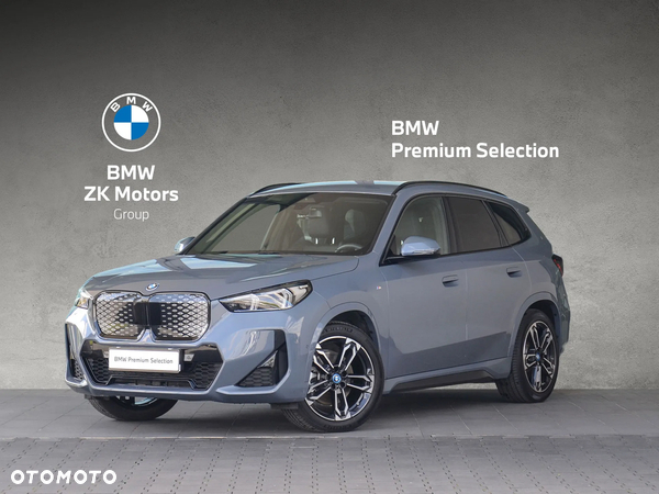 BMW iX1 xDrive30 sport