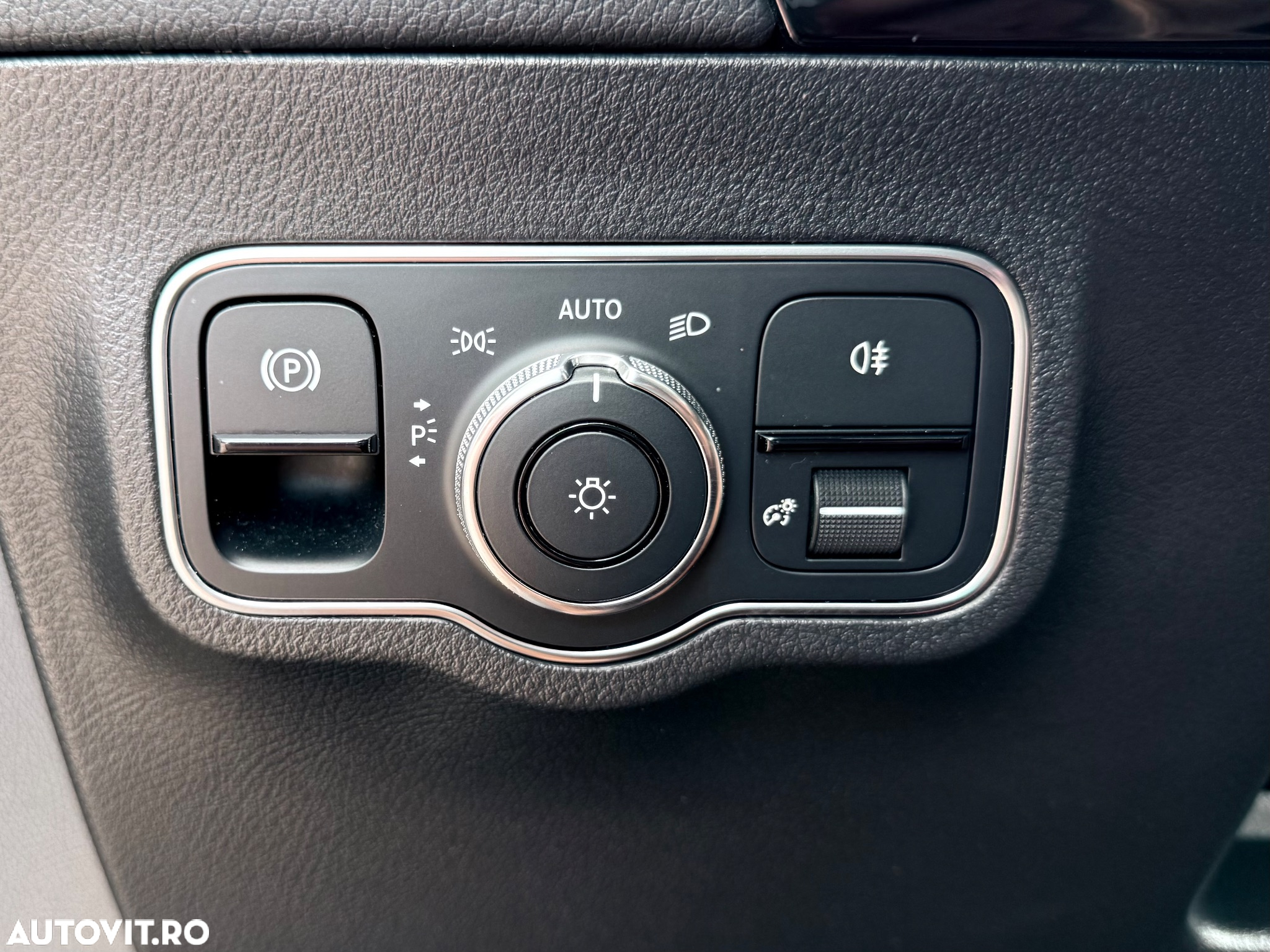 Mercedes-Benz B 250 e Plug-In-Hybrid - 24