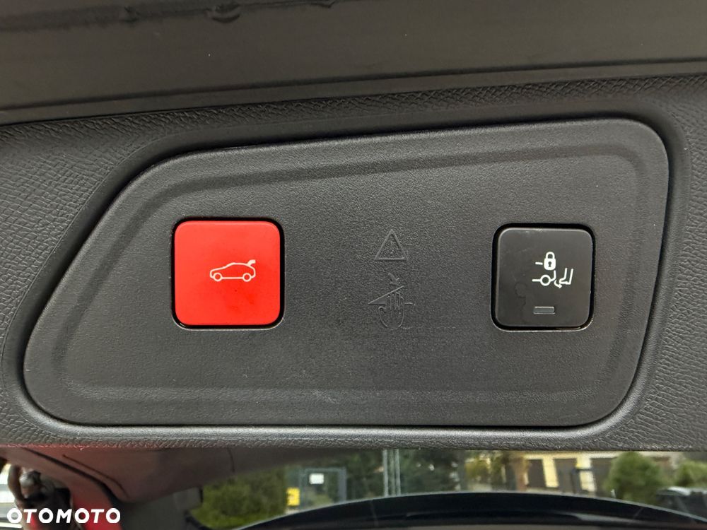 Peugeot 3008 1.5 BlueHDi GT S&S EAT8 - 20