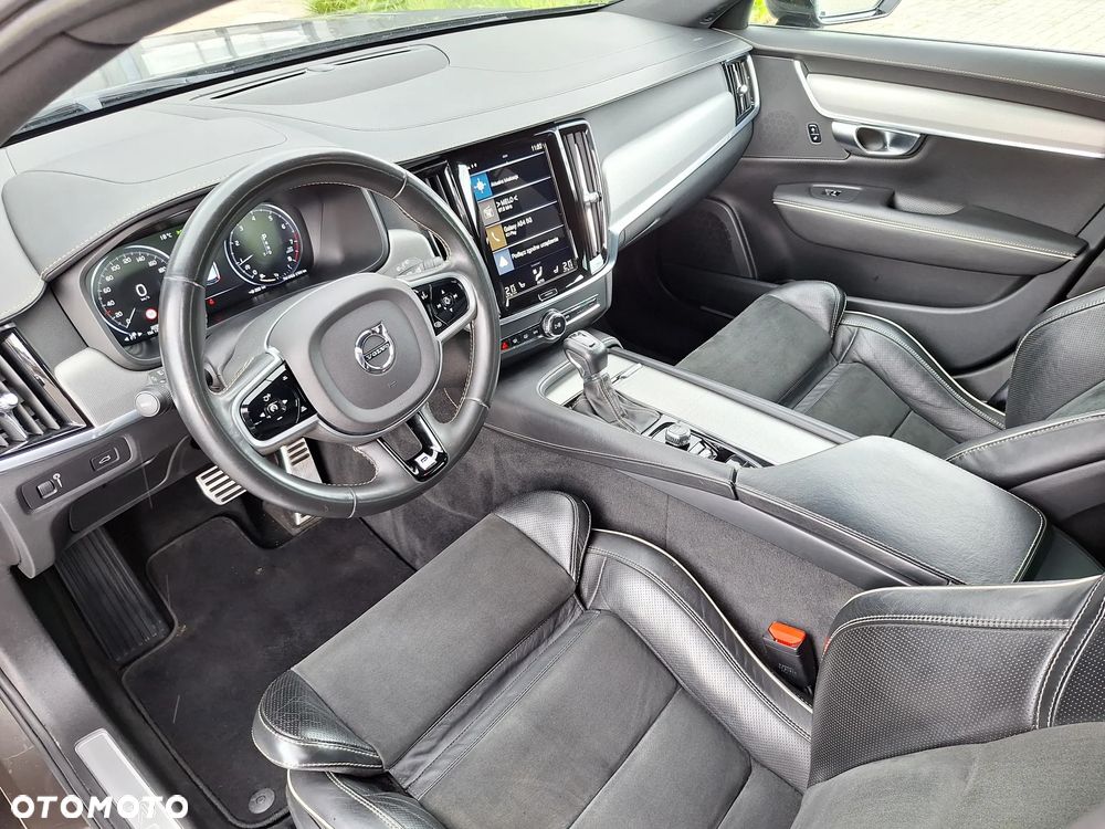 Volvo V90 T4 R-Design - 19