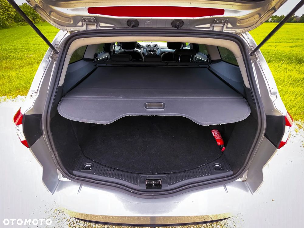 Ford Mondeo 1.6 T Gold X - 8