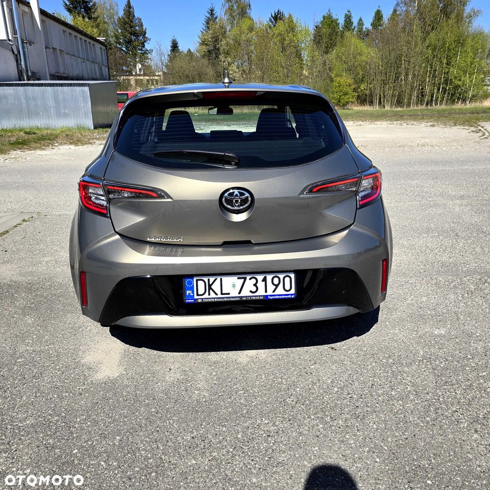 Toyota Corolla - 4