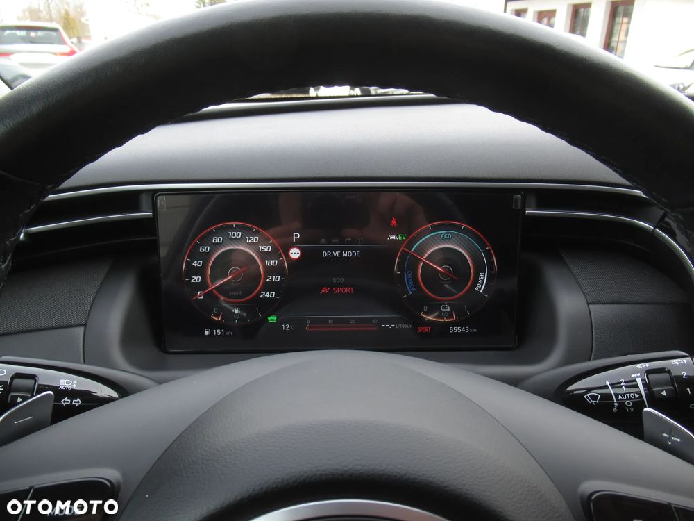 Hyundai Tucson 1.6 T-GDi HEV Executive 2WD - 36