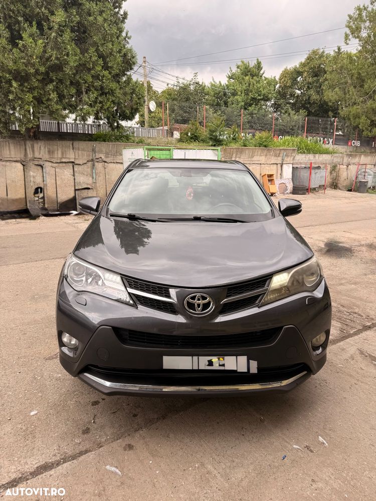 Toyota RAV4 2.2 D-4D Luxury - 3