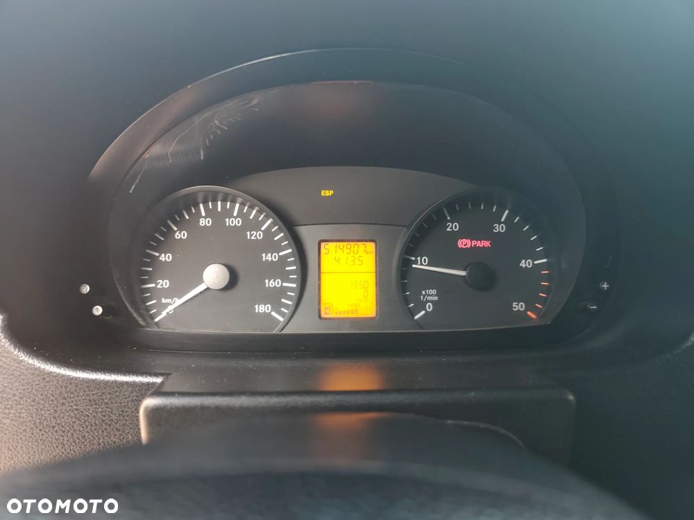 Mercedes-Benz Sprinter - 22