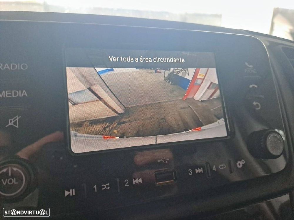 Peugeot Boxer 2.2 BlueHDi 140 S&S 335 L2H2 - 24