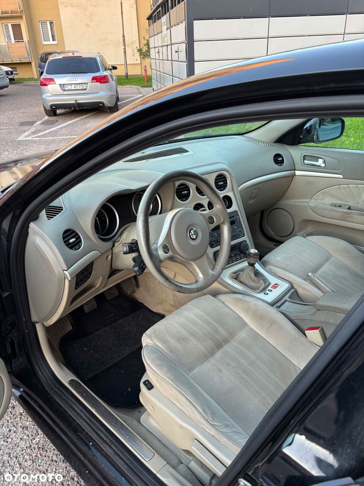 Alfa Romeo 159 - 6