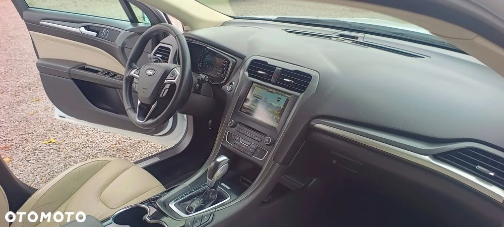 Ford Mondeo Turnier 2.0 EcoBlue Titanium - 21