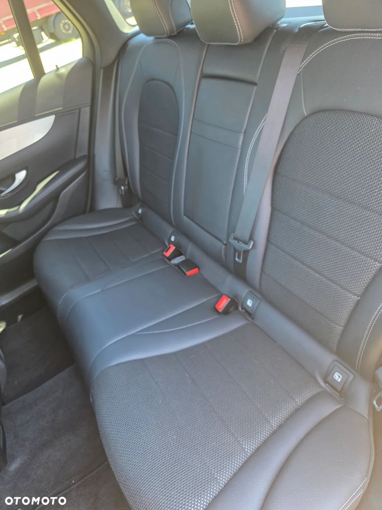 Mercedes-Benz GLC 250 4-Matic - 18