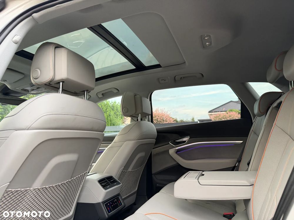 Audi e-tron 55 Quattro Advanced - 26