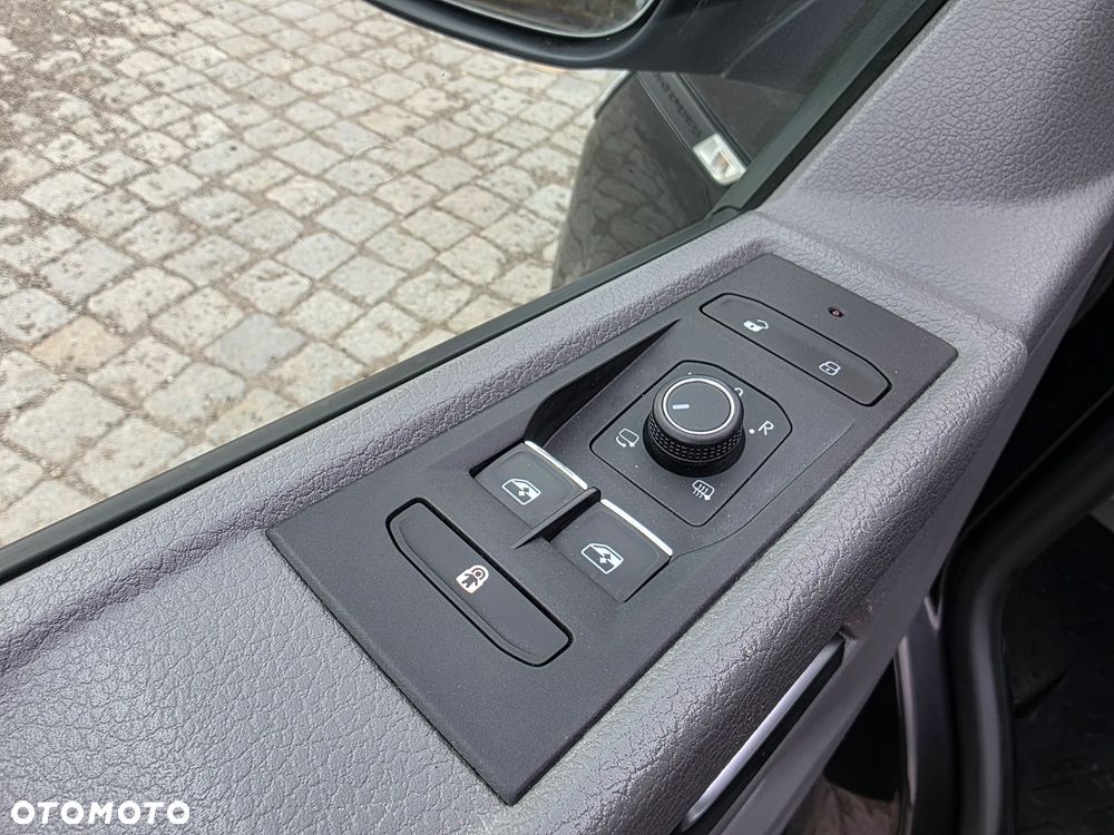 Volkswagen Transporter L2 4Motion DSG - 28
