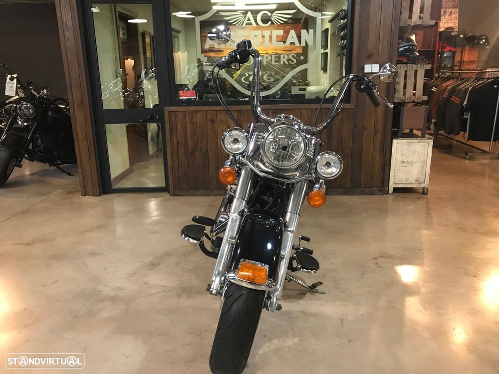 Harley-Davidson FLSTC Heritage Softail - 8