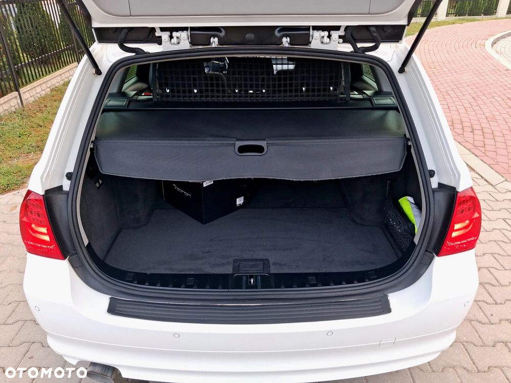 BMW Seria 3 - 15