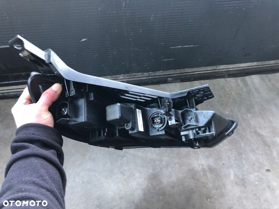 HYUNDAI SANTA FE IV HALOGEN LEWY LED 92207-S - 2