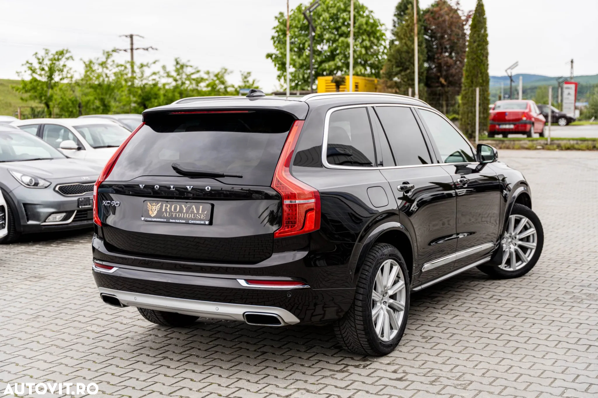 Volvo XC 90 T8 AWD Twin Engine Geartronic Inscription - 4