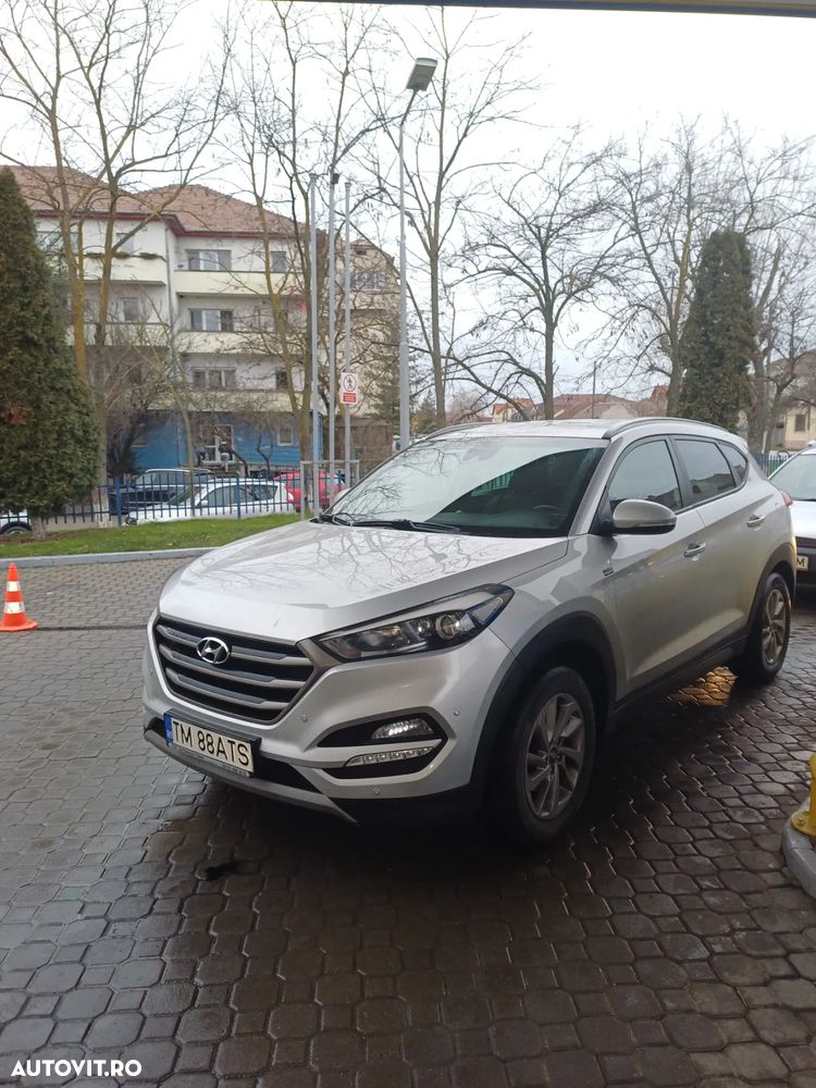 Hyundai Tucson 1.6 GDI 2WD Select - 16