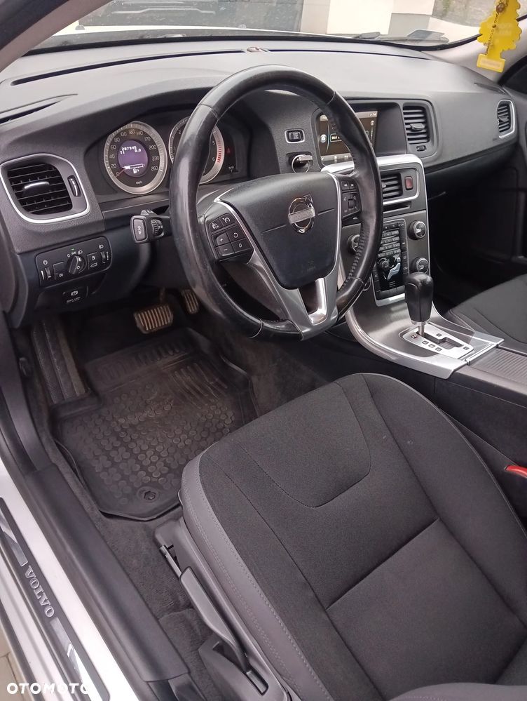 Volvo V60 - 9