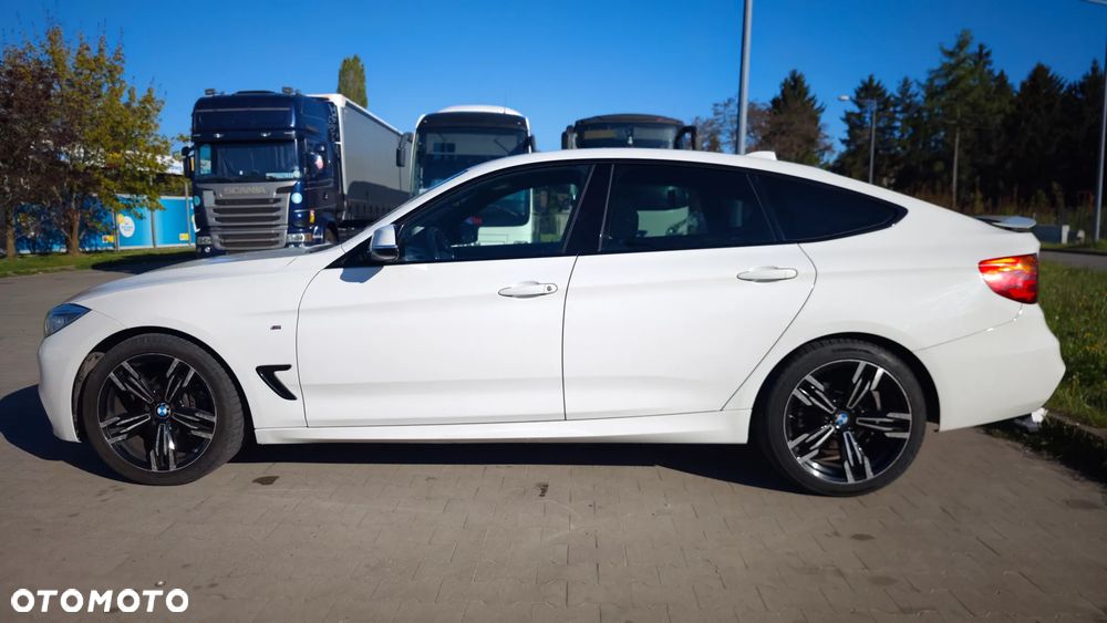 BMW 3GT 318d M Sport - 24