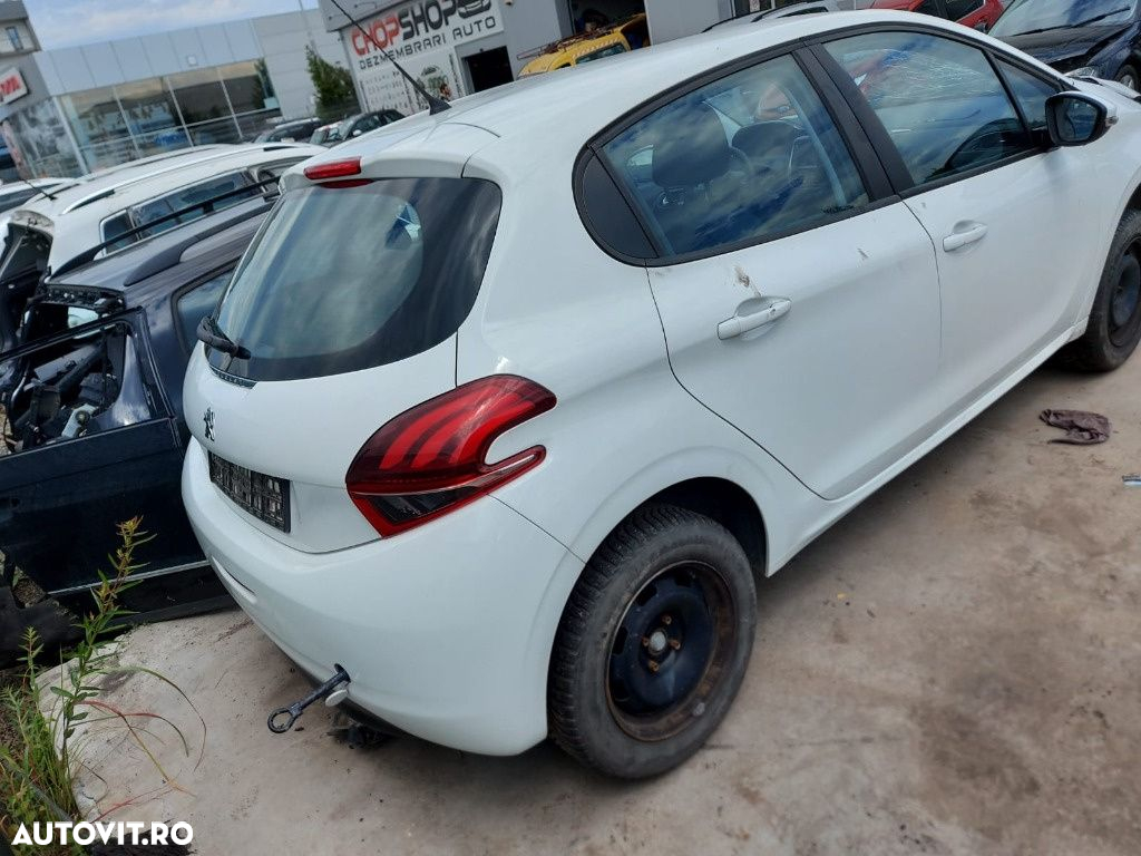 Praguri Peugeot 208 2017 Hatchback 1.6 HDI DV6FE - 3