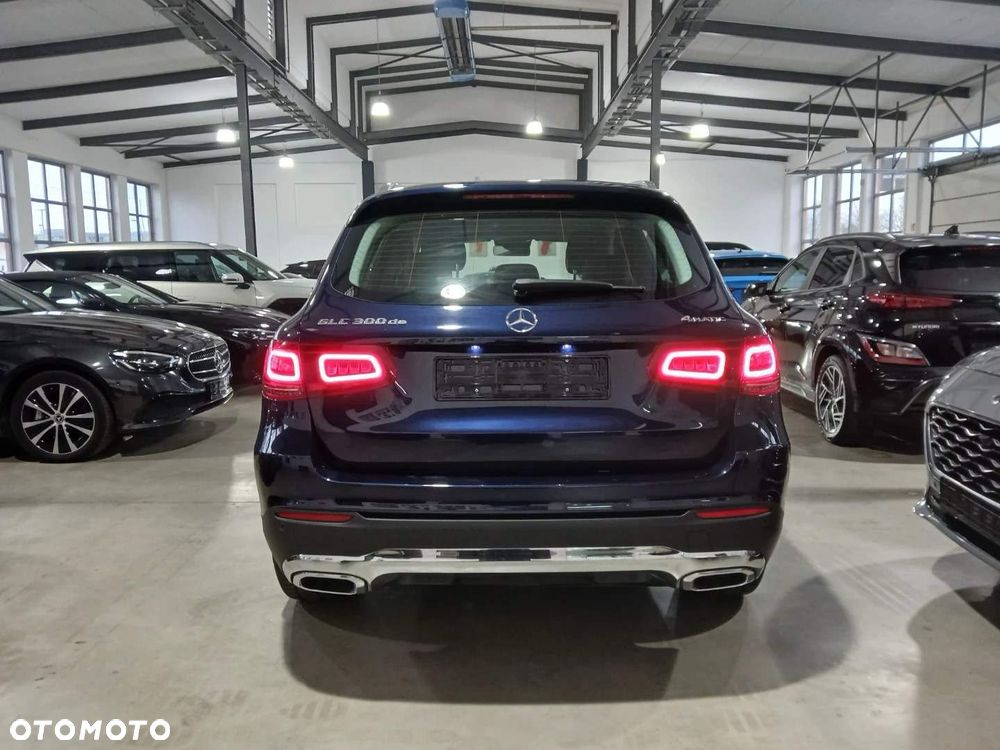 Mercedes-Benz GLC - 24