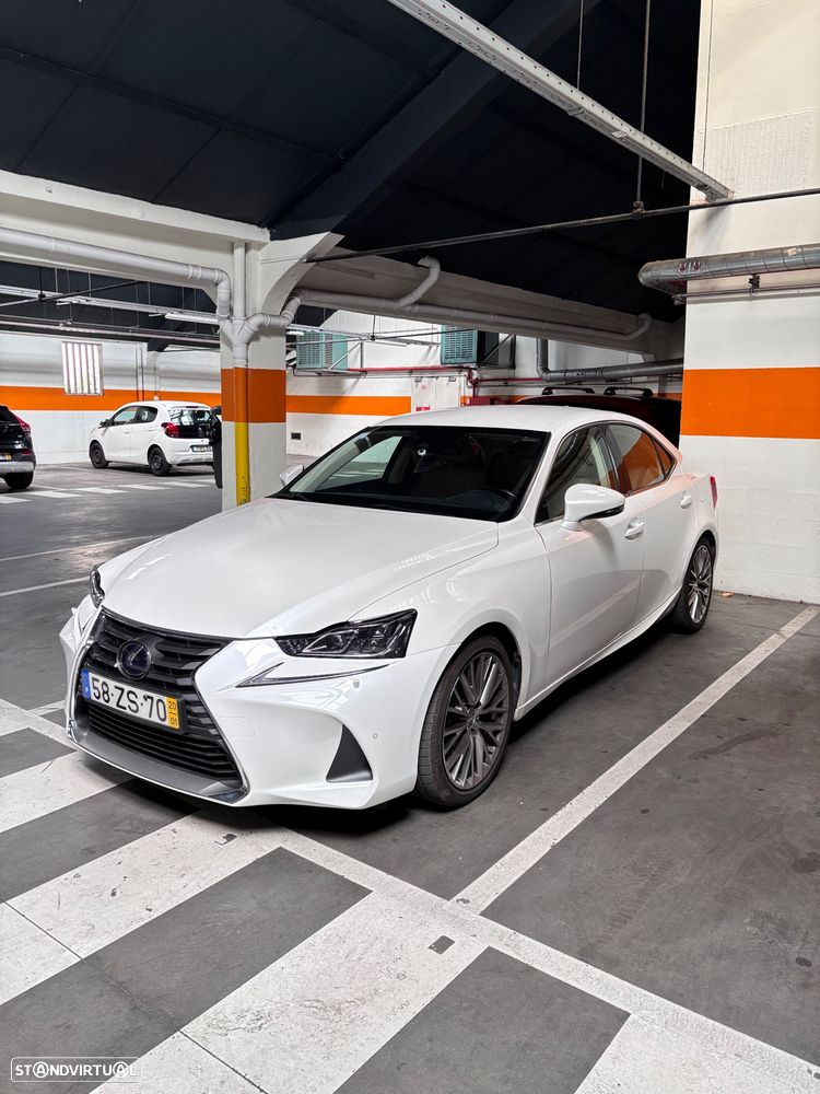 Lexus IS 300H Luxury - 5