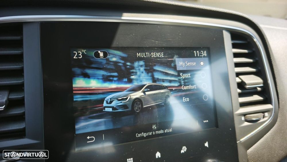 Renault Mégane Sport Tourer 1.5 Blue dCi Business — fotografia 16