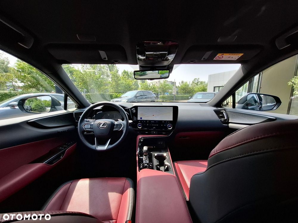 Lexus NX 350h Omotenashi AWD - 28