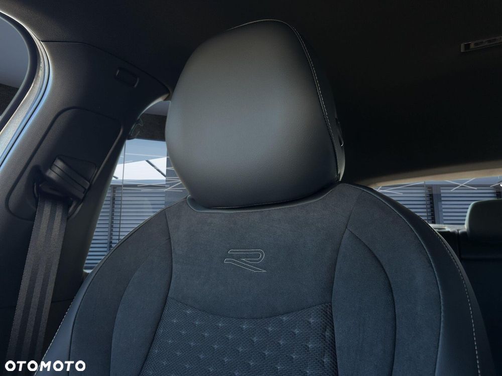 Volkswagen T-Roc 1.5 eTSI R-Line DSG - 29