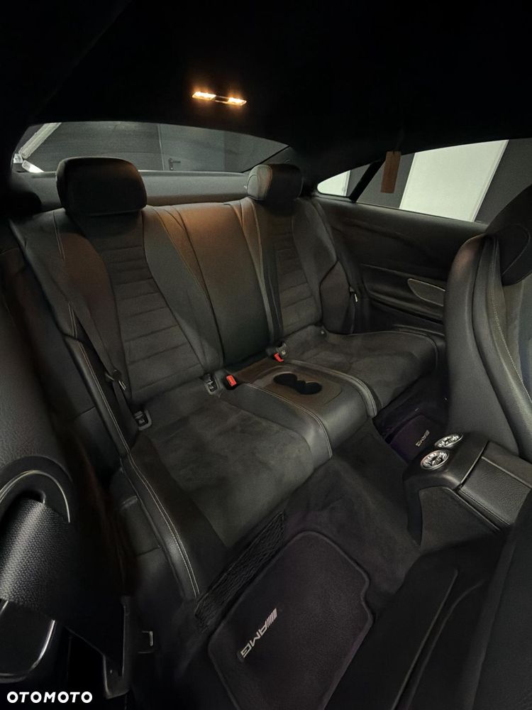 Mercedes-Benz Klasa E 200 9G-TRONIC - 21