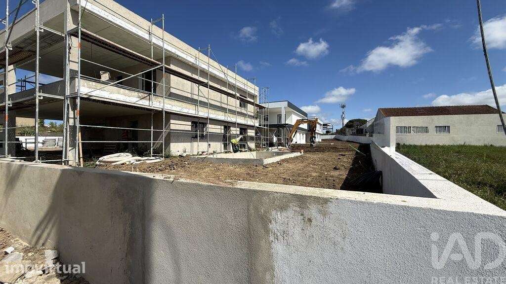 Casa / Villa T4 em São João das Lampas e Terrugem de 300,00 m2 - Grande imagem: 4/24
