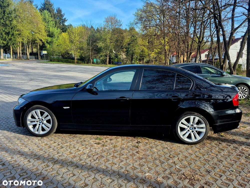 BMW Seria 3 320i - 6