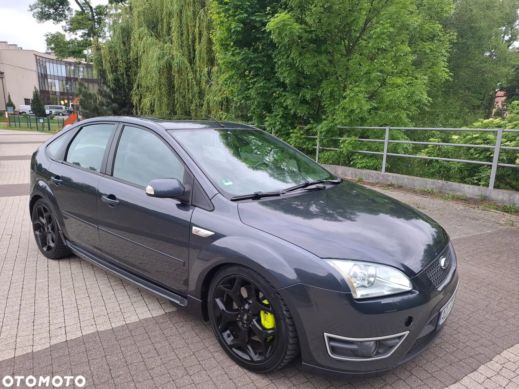Ford Focus 2.5 ST - 8