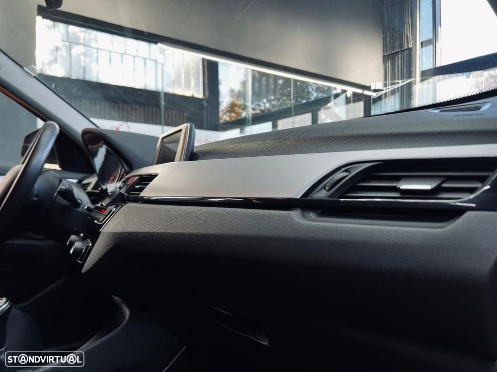 BMW X1 16 d sDrive Advantage - 41