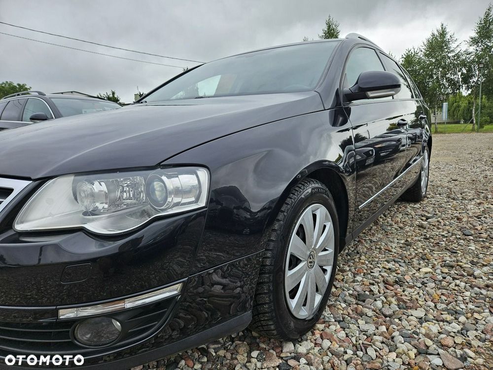 Volkswagen Passat - 24