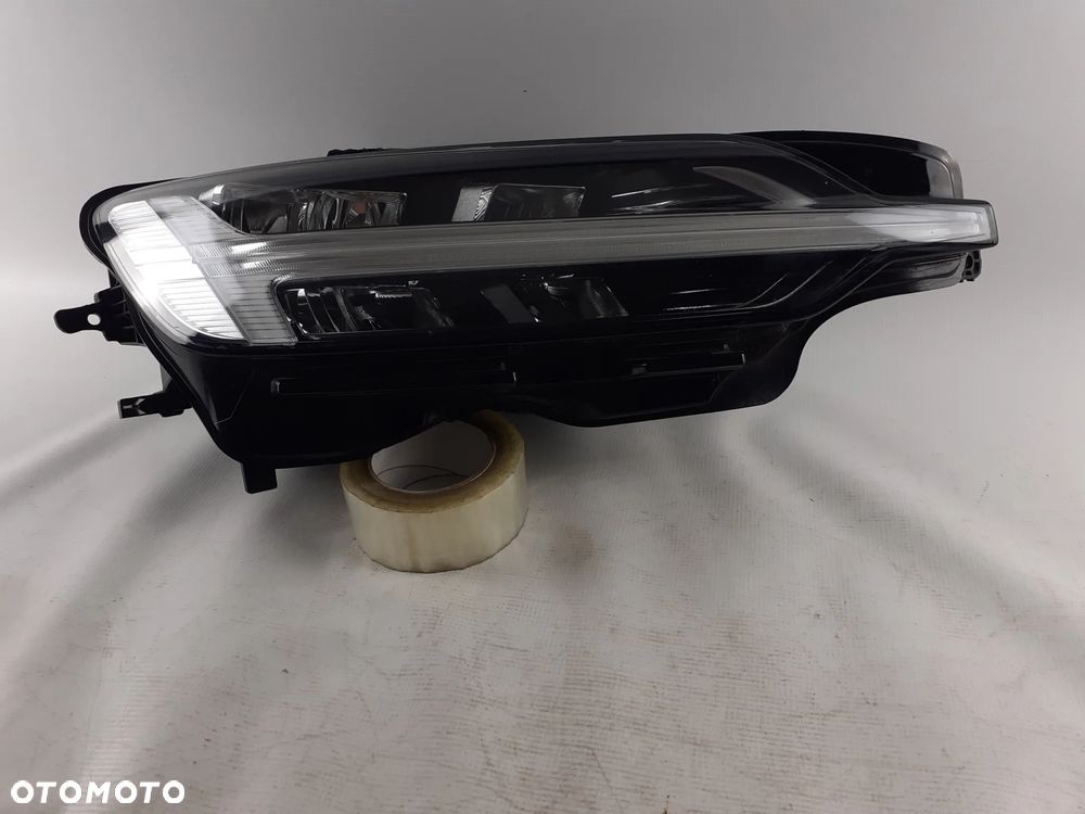 Lampa prawa Volvo S\V60 CC 17-20 Full led 32314149 - 1
