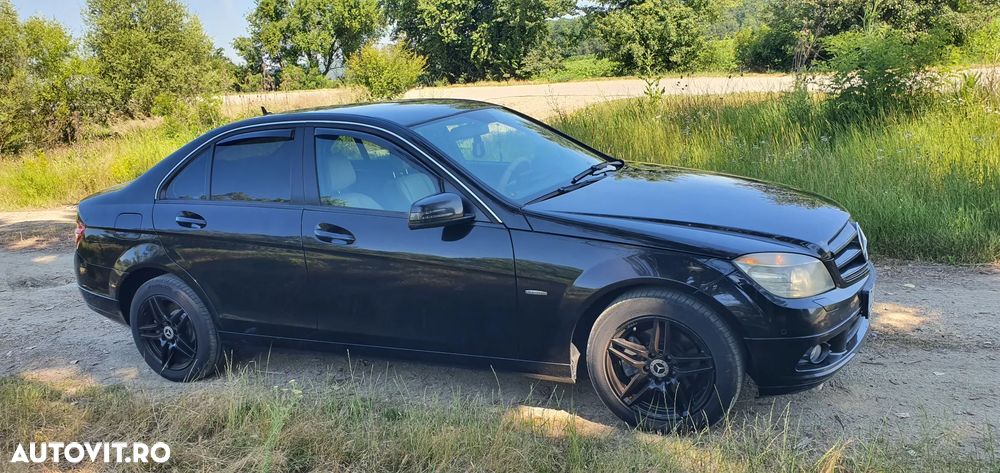 Mercedes-Benz C - 4