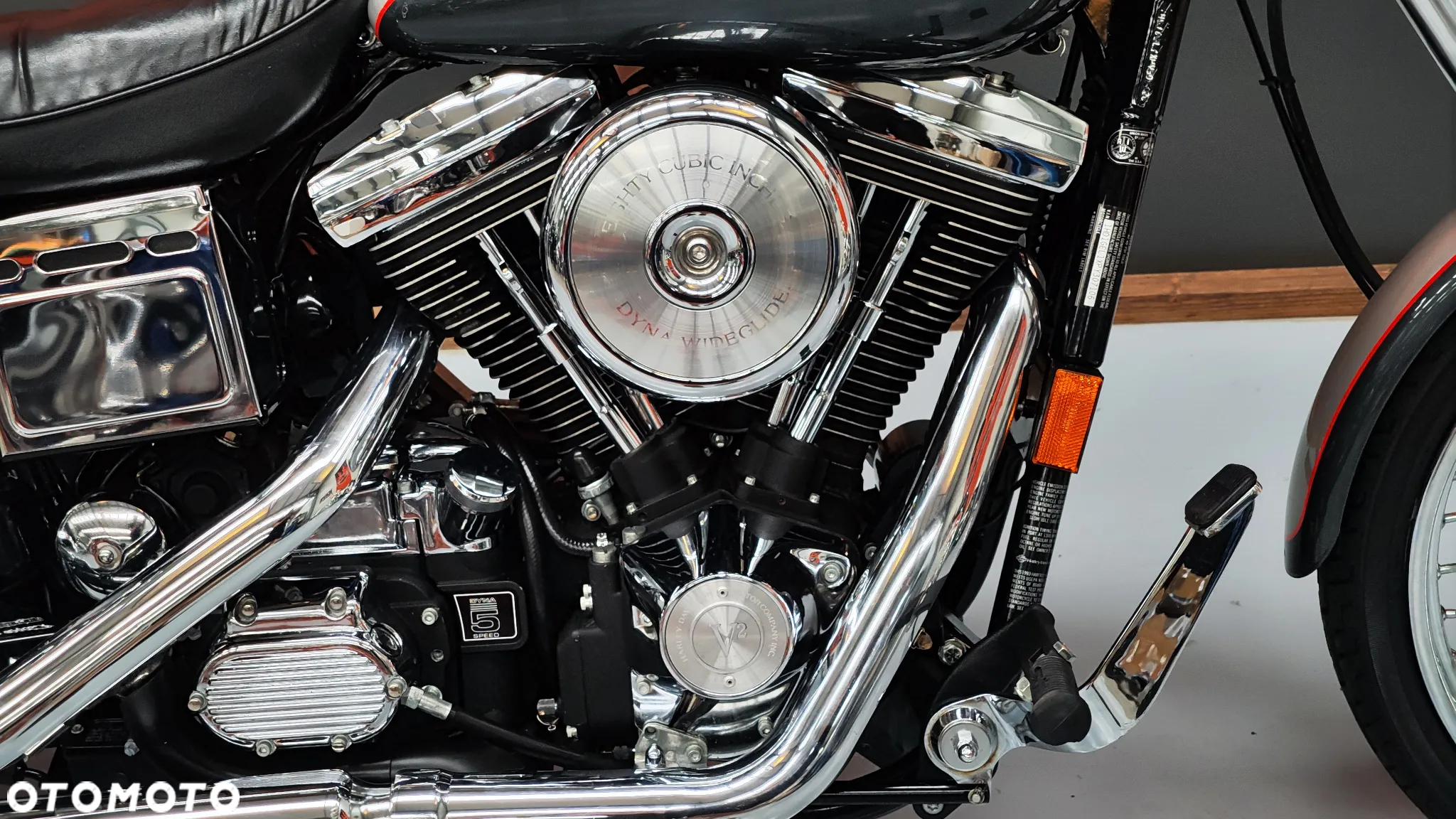Harley-Davidson Dyna Wide Glide - 18