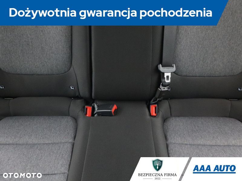 Kia Stonic - 12